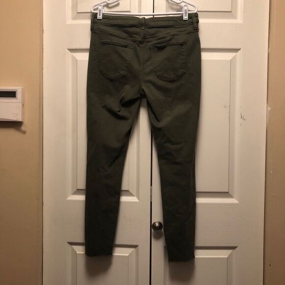 Universal Thread Juniors Destroyed Skinny Jeans - Picture 7 of 8